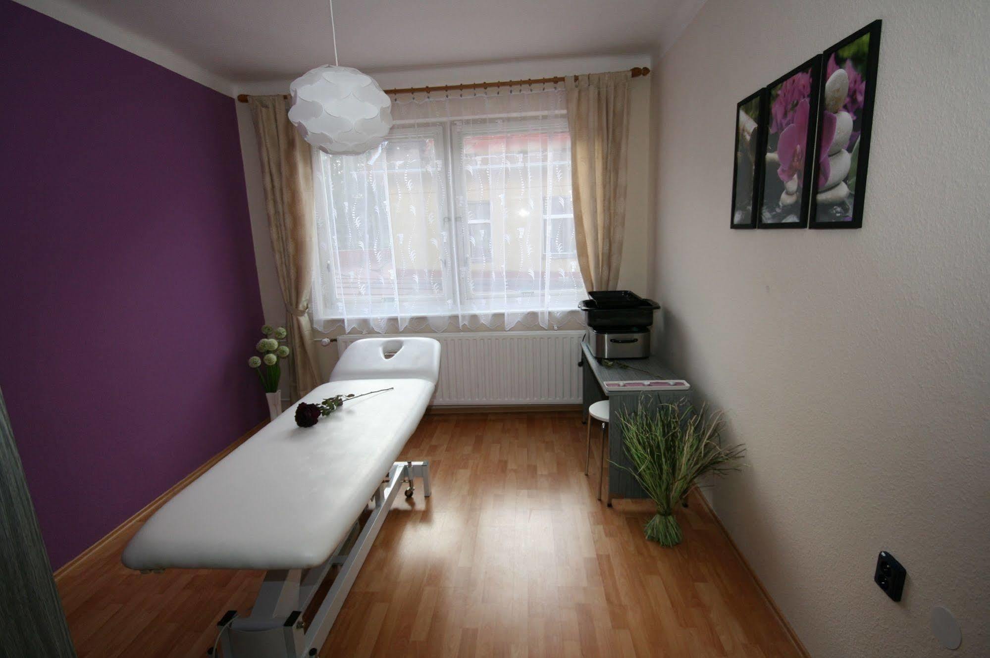 Hotel Zatisi Františkovy Lázně Buitenkant foto